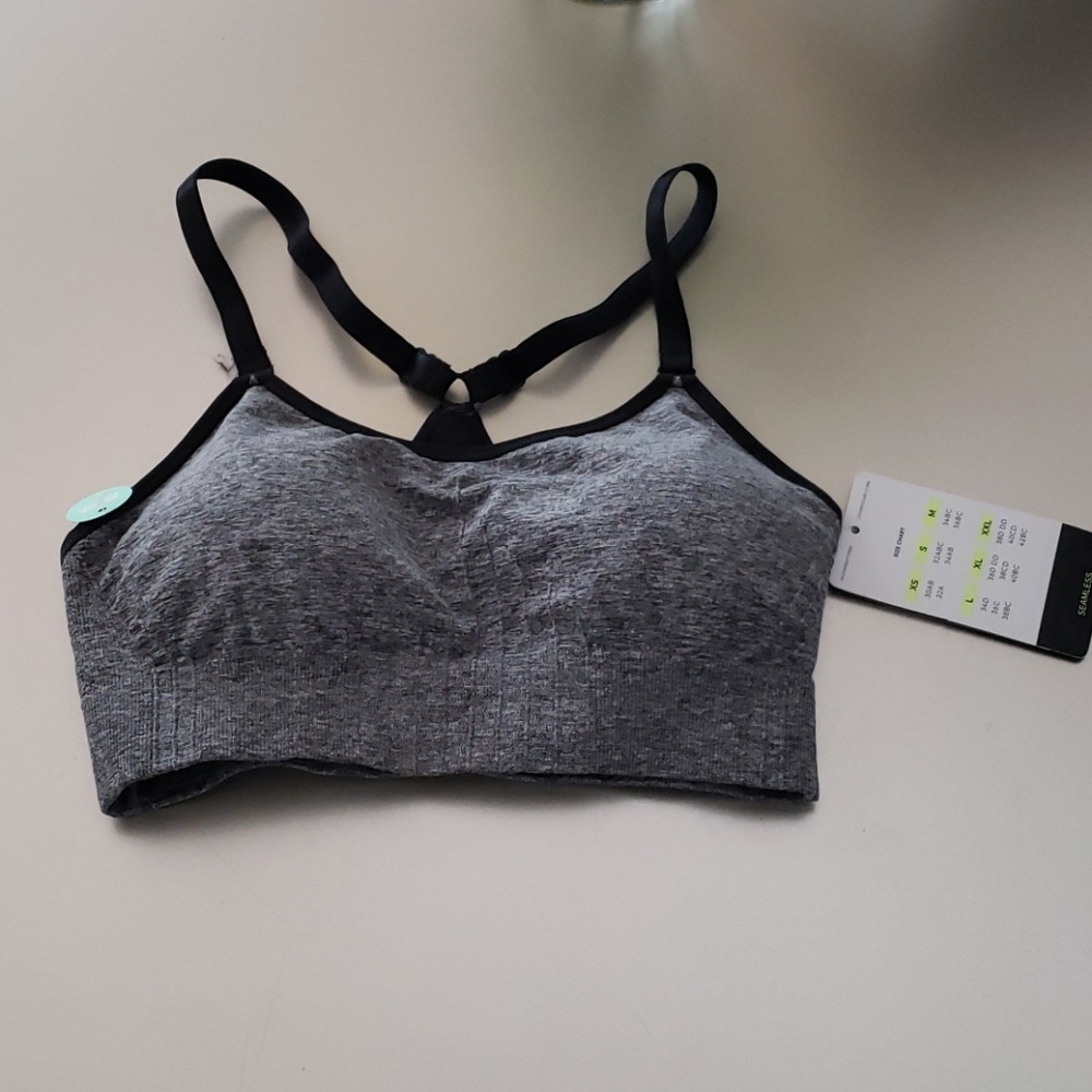 Sports bra